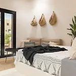 Emery Naxos City