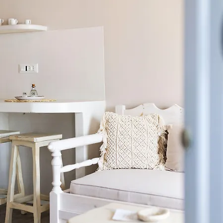 Aparthotel Emery Naxos City