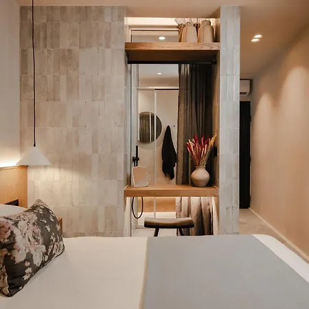 Emery Apartahotel