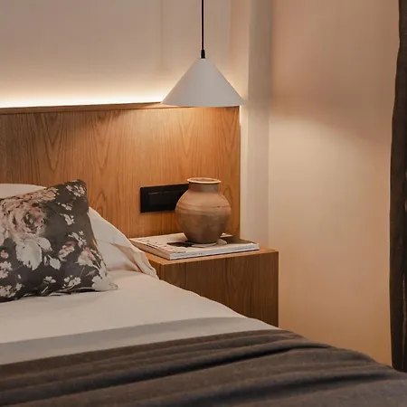 Apartahotel Emery Naxos City
