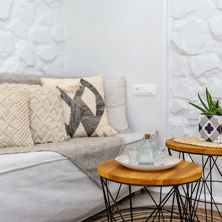 Hotel apartamentowy Emery Naxos City