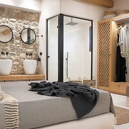 Emery 4* Naxos City