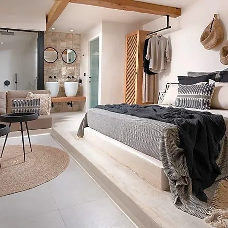 Emery 4* Naxos City