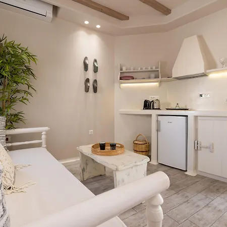 Bed & Breakfast Emery Naxos City