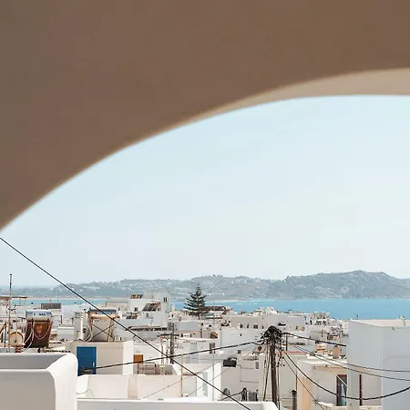住宿加早餐酒店 Emery Naxos City