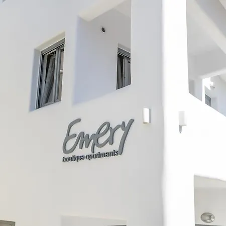 Emery Suites Naxos City