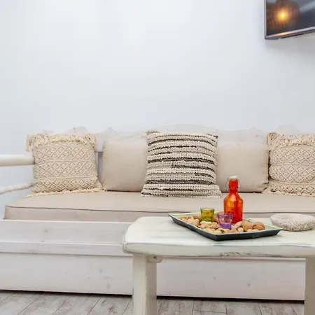 Hotel apartamentowy Emery Naxos City